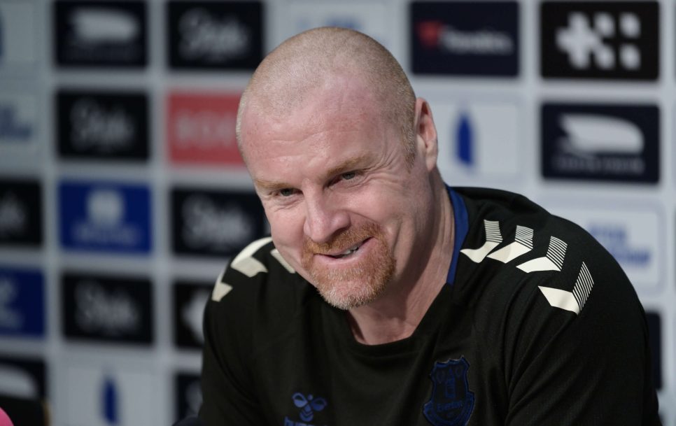 Cuando Sean Dyche se convirtió en entrenador del Everton, tenía motivos para sonreír. Sin embargo, ahora la situación ha cambiado. Fuente: Página web del Everton