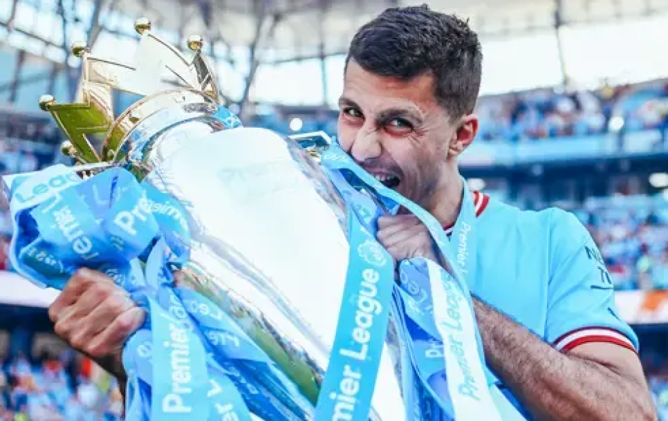 Rodri festeja el título de la Premier de la pasada temporada | Foto: Manchester City