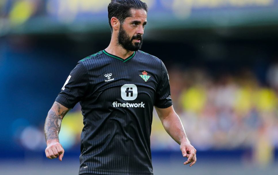 Isco podría sellar su extensión contractual con el Betis en el corto plazo. Lo de Guido Rodríguez, en cambio, no es tan factible, según Ramón Alarcón, CEO del Betis. Foto: Twitter @Real Betis