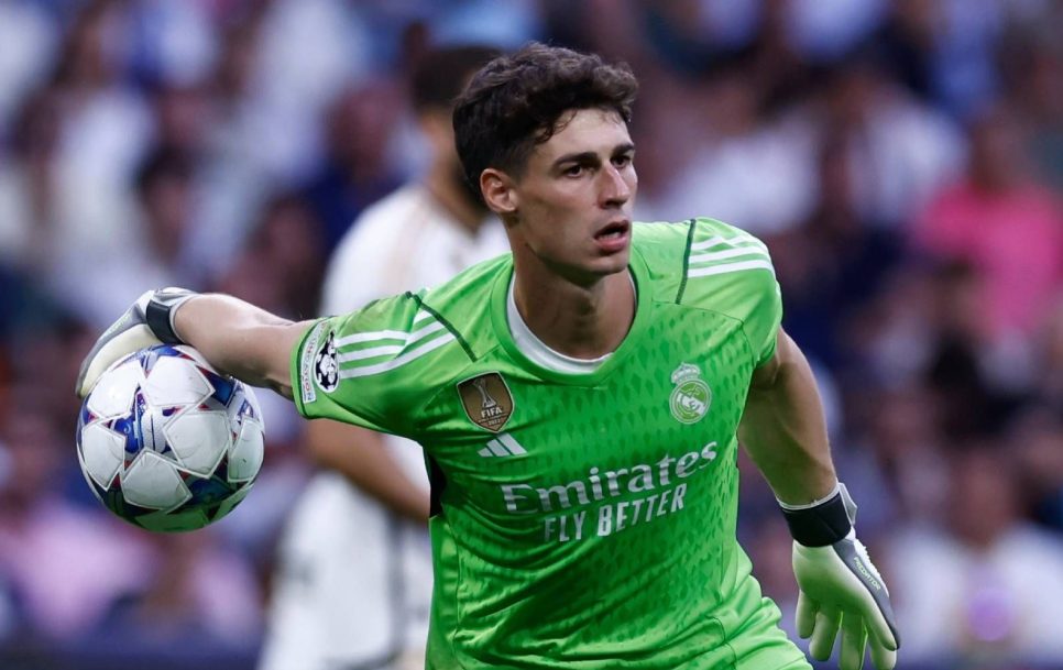 Kepa se ha lesionado en el calentamiento del duelo ante el Braga / Fuente: Twitter @realmadrid