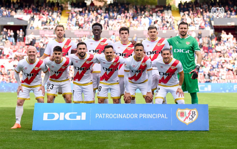 El Rayo recibe la visita del Barça este sábado, en Vallecas. / Fuente: Twitter @RayoVallecano