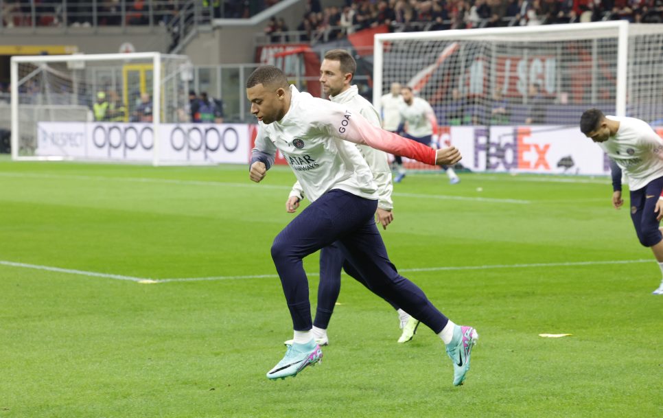 Kylian Mbappé, delantero del PSG, se mostró decepcionado por la derrota de su equipo en Milán | Foto: Twitter @PSG_inside