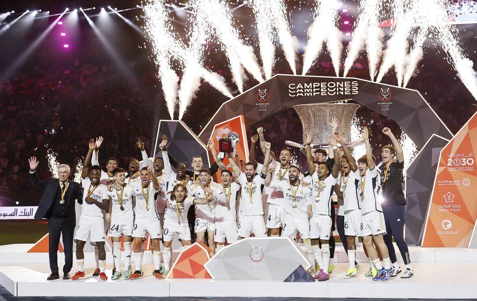 El Real Madrid celebra el título de la Supercopa de España 2024. / Fuente: Ángel Rivero – IMAGO / Marca