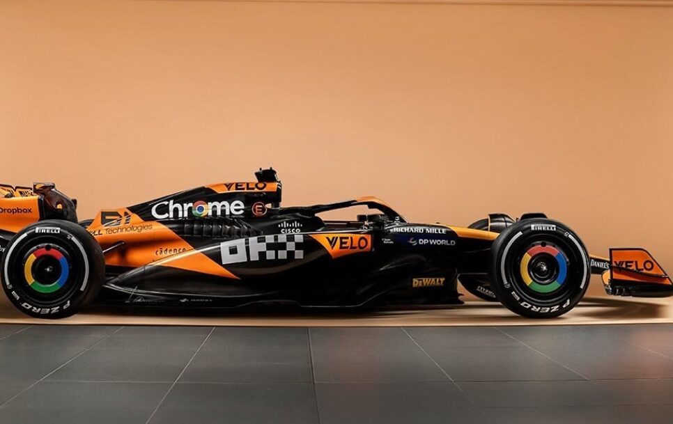 McLaren presentó este miércoles el MCL38, su nuevo monoplaza para la temporada 2024 de la F1. / Fuente: Twitter @McLarenF1