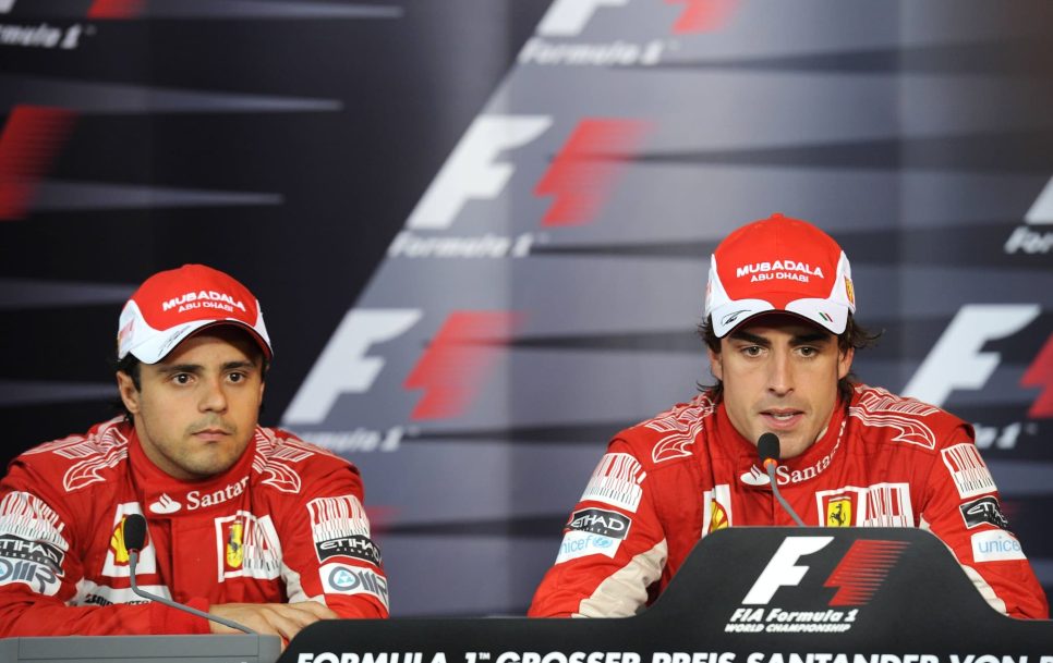 Frialdad entre Fernando Alonso y Felipe Massa tras el GP de Alemania 2010 | Fuente: Imago