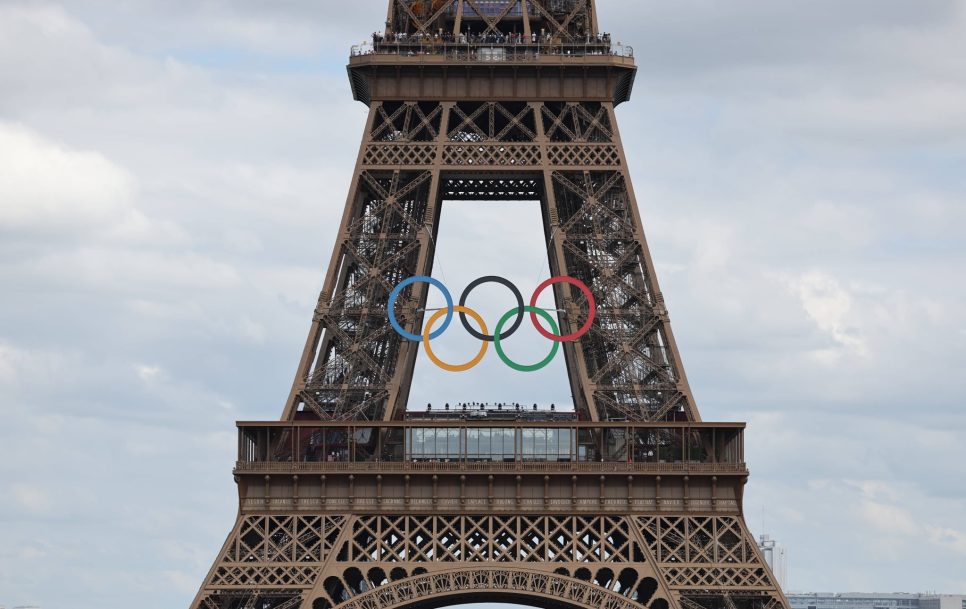 La Torre Eiffel preparada para los JJOO / Fuente: Imago