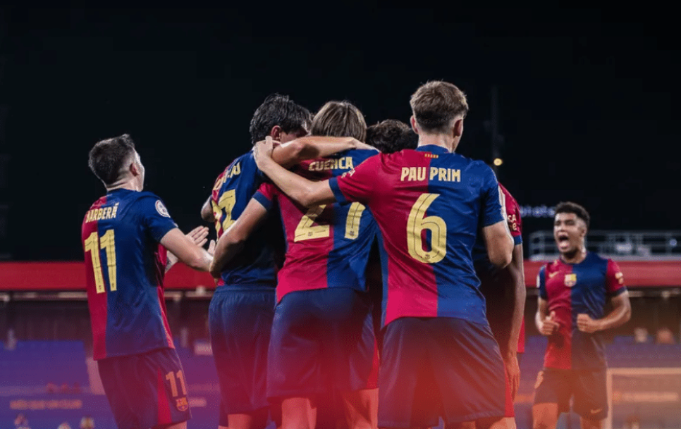 El Barça B celebrando un gol en el Johan Cruyff / Fuente: FCBarcelona