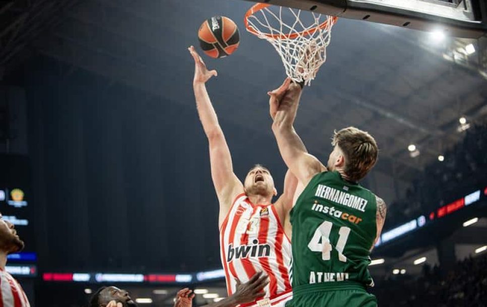 Olympiacos y Panathinaikos protagonizan un partidazo en la Euroliga | Fuente: Getty – Euroleague